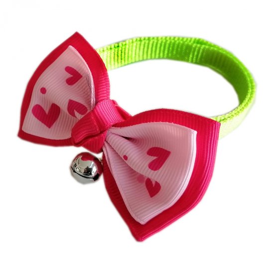 Desenli Papyonlu Kedi Boyun Tasması 23-32 cm Yeşil Pembe Kalpli Desenli Papyonlu Kedi Boyun Tasması 23-32 cm Yeşil Pembe Kalpli